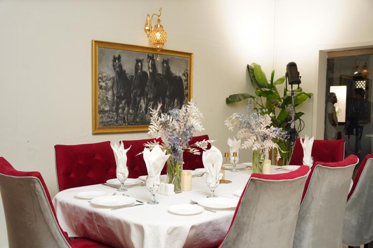 Grace Boutique Hotel イスラマバード エクステリア 写真
